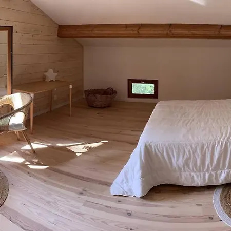 Confortable A La Campagne Bed & Breakfast 3*